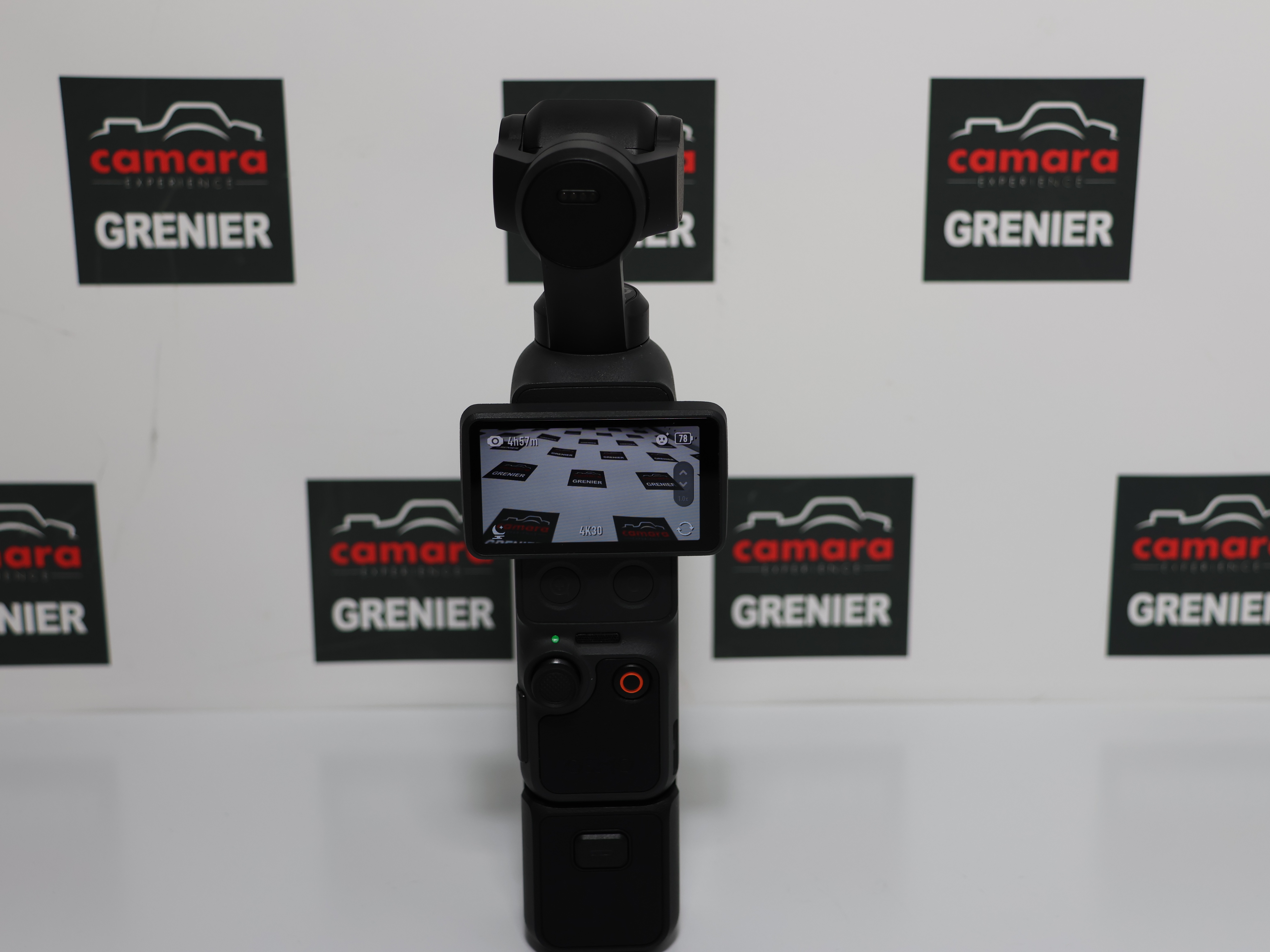 DJI Osmo Pocket 4